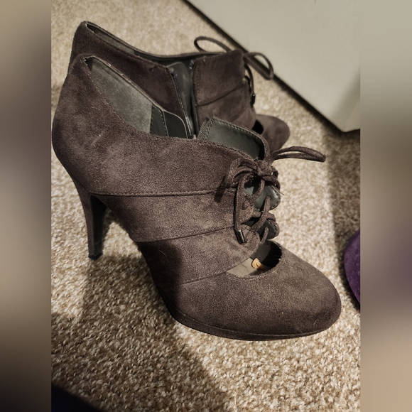 Impo Brown Lace Up Heels Booties Size 9.5 - Picture 5 of 13